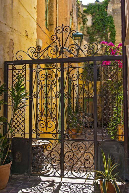 Ionas Boutique Hotel Ханья Экстерьер фото
