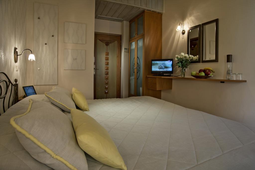Ionas Boutique Hotel Ханья Номер фото