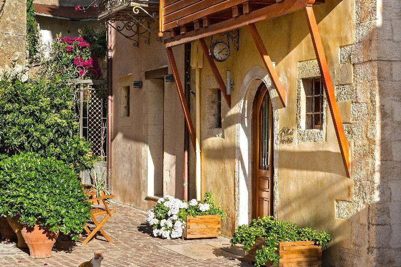 Ionas Boutique Hotel Ханья Экстерьер фото